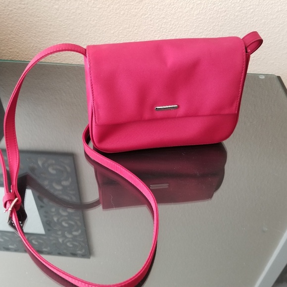 New Purse - Picture 2 of 7